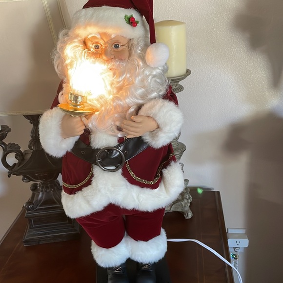 Moving 30” Santa Decor - Picture 4 of 8